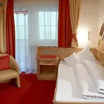 Hotel Ischgl 4*