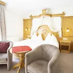 Hotel Ischgl 4*