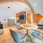 Отель Hotel Ischgl Ишгль