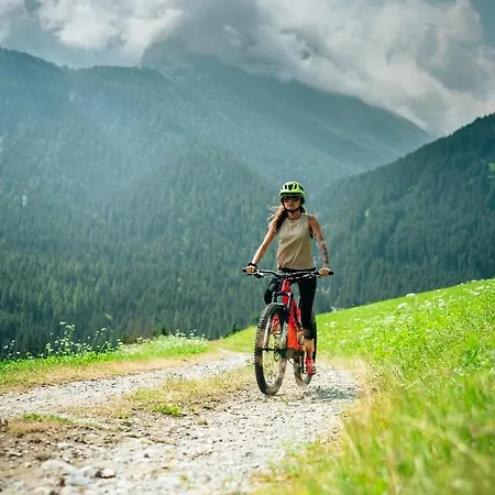 Hotel Ischgl Otel Ischgl