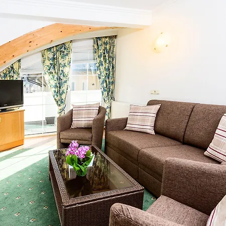 Hotel Ischgl Otel Ischgl