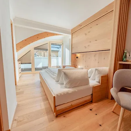 Hotel Ischgl Отель