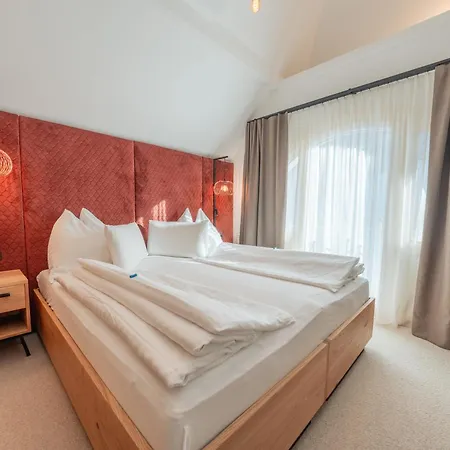 Hotel Ischgl ホテル イシュグル