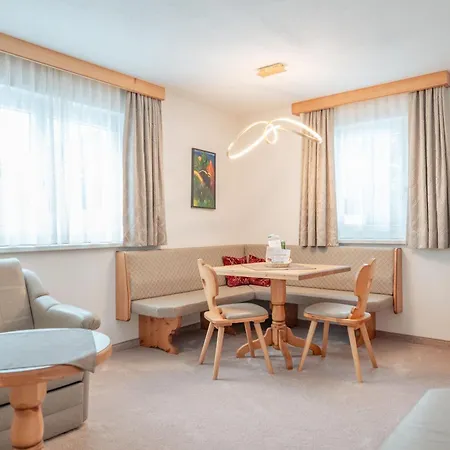 Hotel Ischgl イシュグル